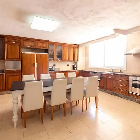 Vila Con Piscina Privata, Vista Mare *